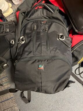 Kata Black Men's Camera/Travel Backpack